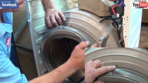 replacing Zanussi washing machine door gasket - Copy